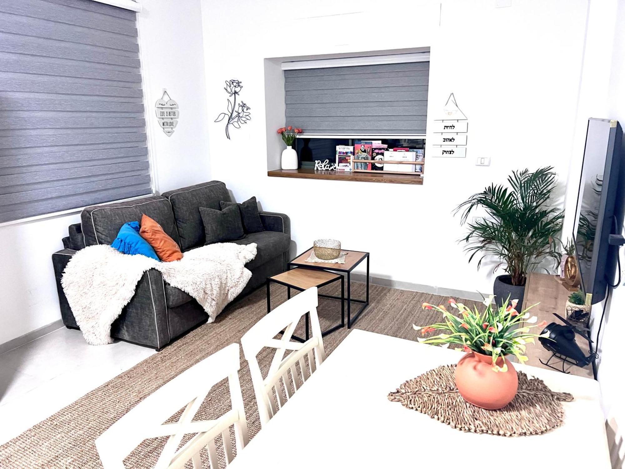 הפינה של טלי בנהריה - אירוח וספא בריאות מחומם Apartment Exterior photo